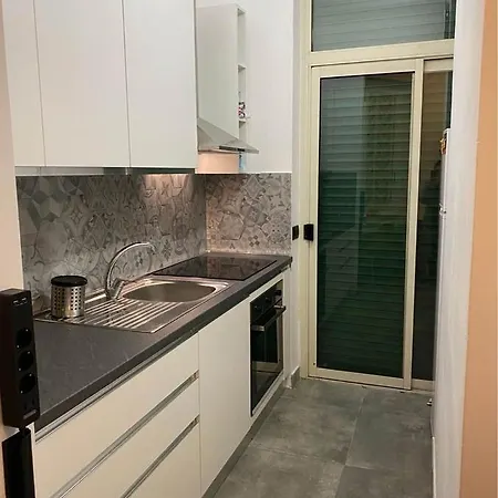 Private Bright Room In The Heart Of Rome *