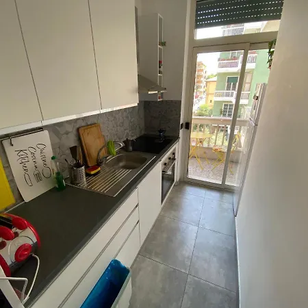Private Bright Room In The Heart Of Rome